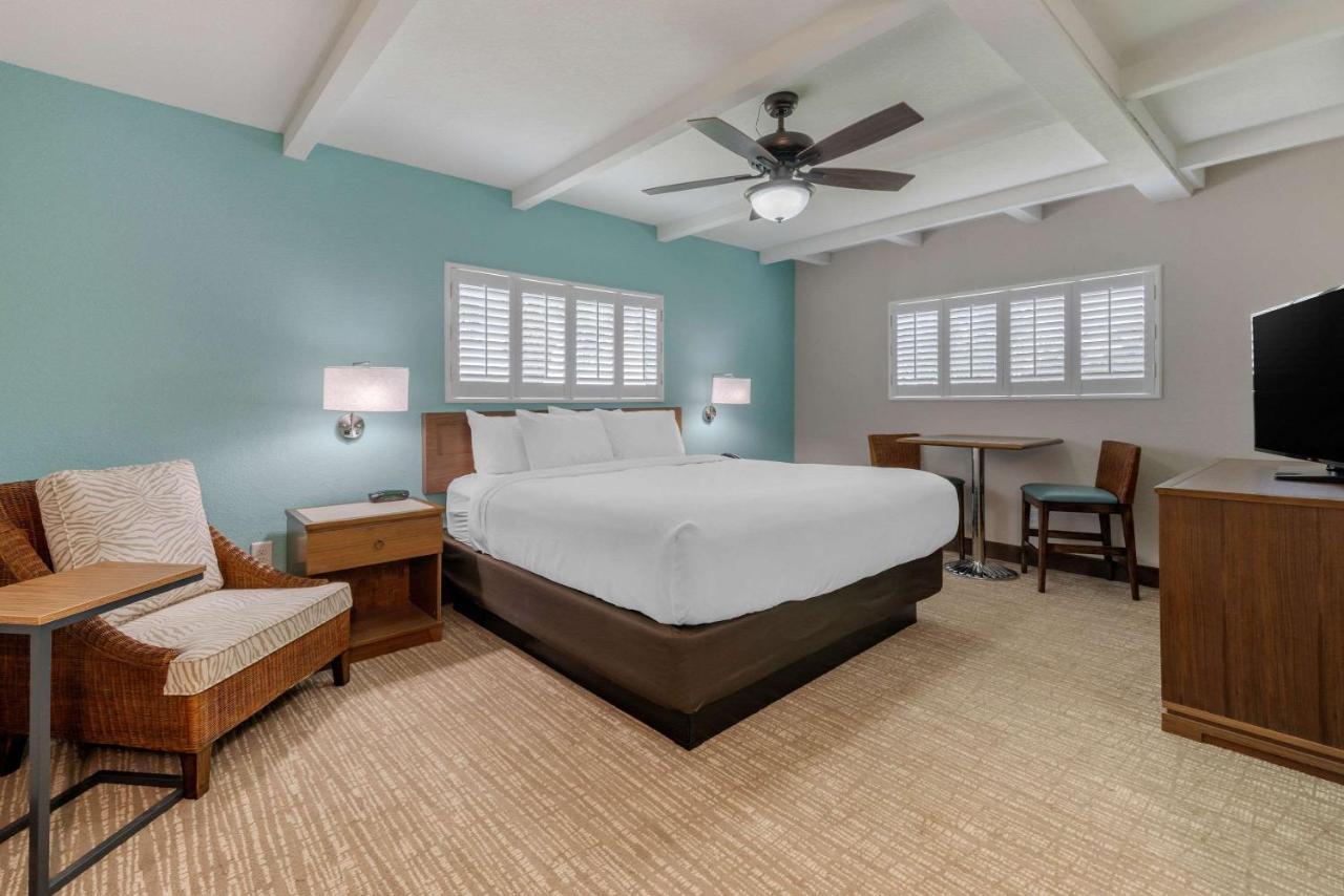 Seafarer Inn & Suites, Ascend Hotel Collection جزيرة جيكل المظهر الخارجي الصورة