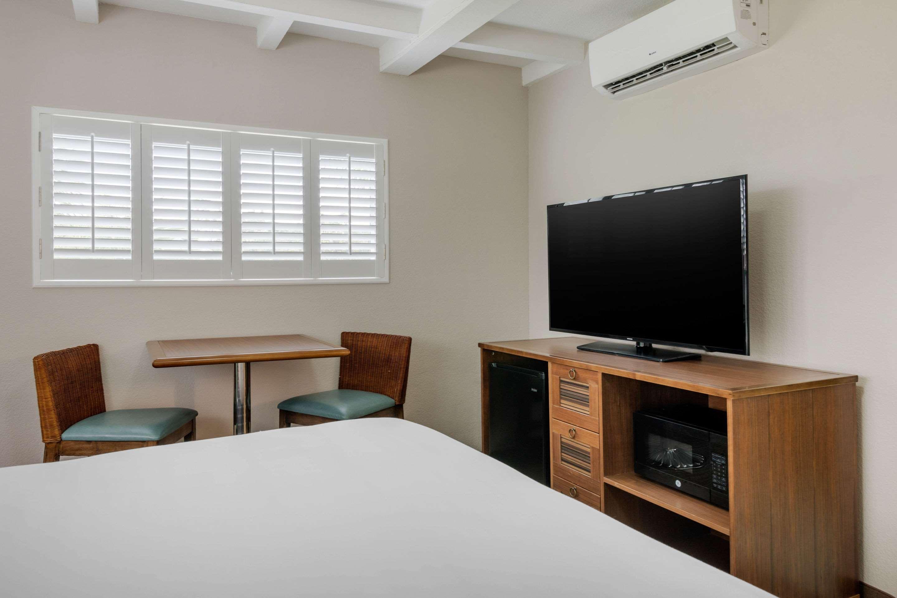 Seafarer Inn & Suites, Ascend Hotel Collection جزيرة جيكل المظهر الخارجي الصورة