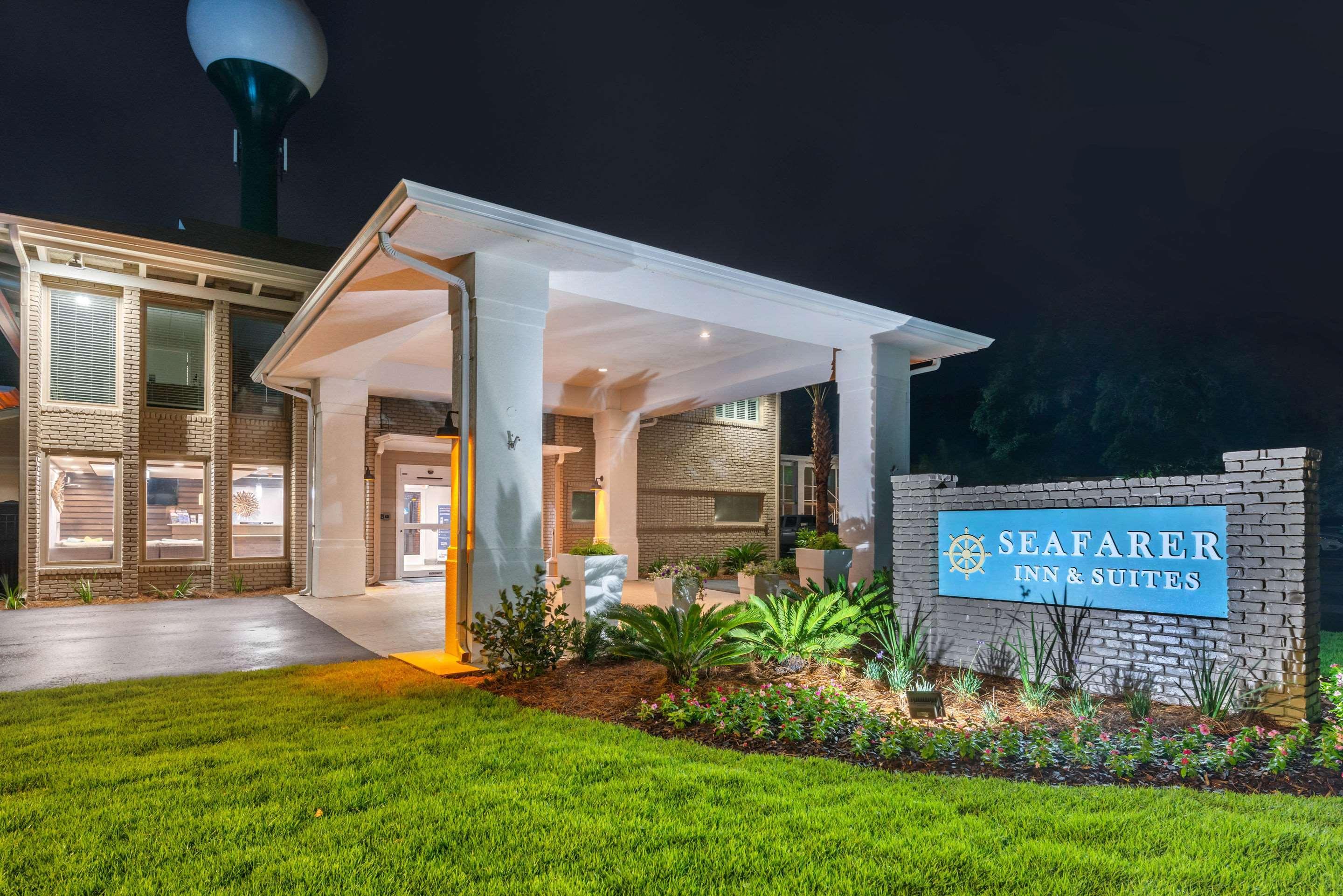 Seafarer Inn & Suites, Ascend Hotel Collection جزيرة جيكل المظهر الخارجي الصورة