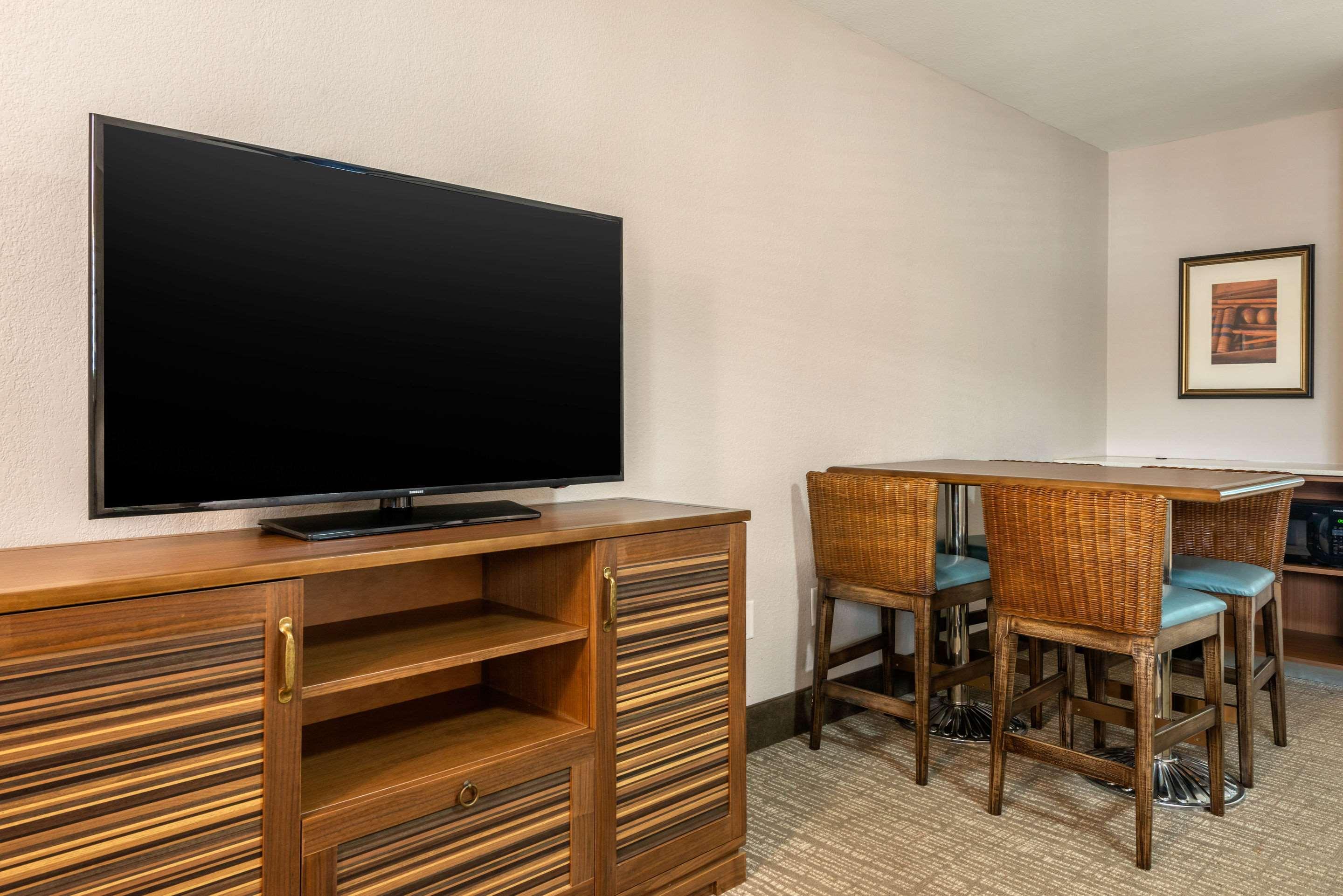 Seafarer Inn & Suites, Ascend Hotel Collection جزيرة جيكل المظهر الخارجي الصورة